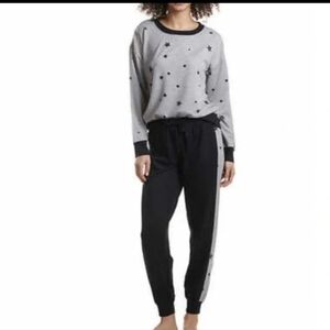 Splendid Super cozy and soft Splendid star print top